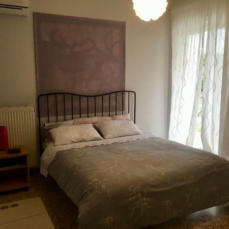 Gmk Apartment Rafina  Bagian luar foto