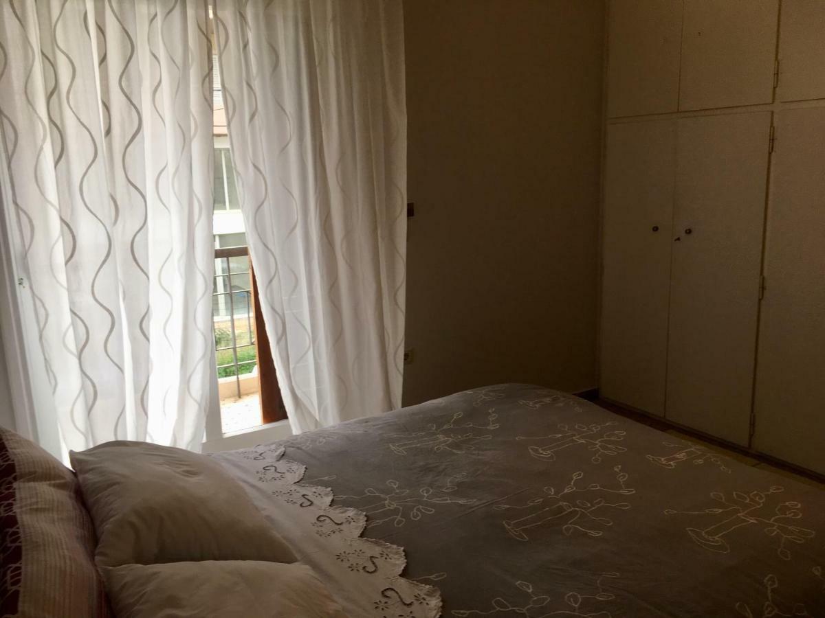 Gmk Apartment Rafina  Bagian luar foto